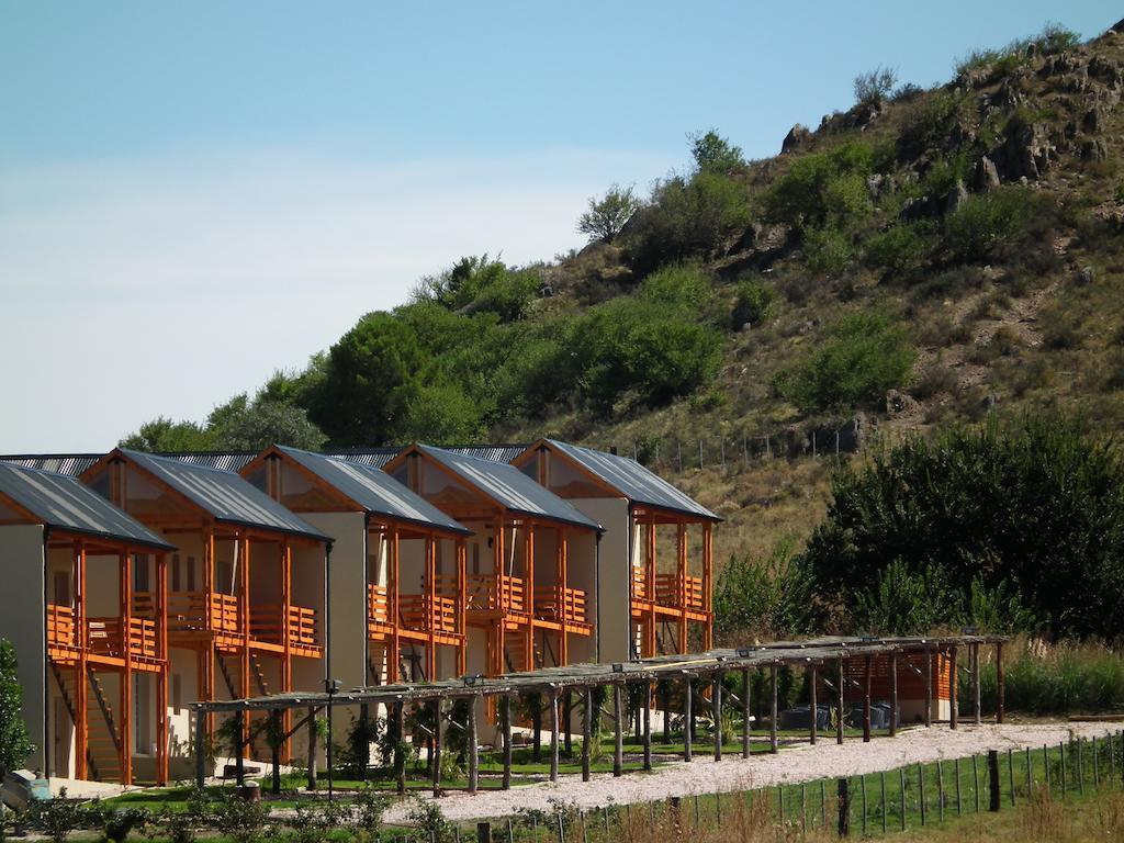 Posada Y Spa Las Golondrinas Sierra de la Ventana Bagian luar foto