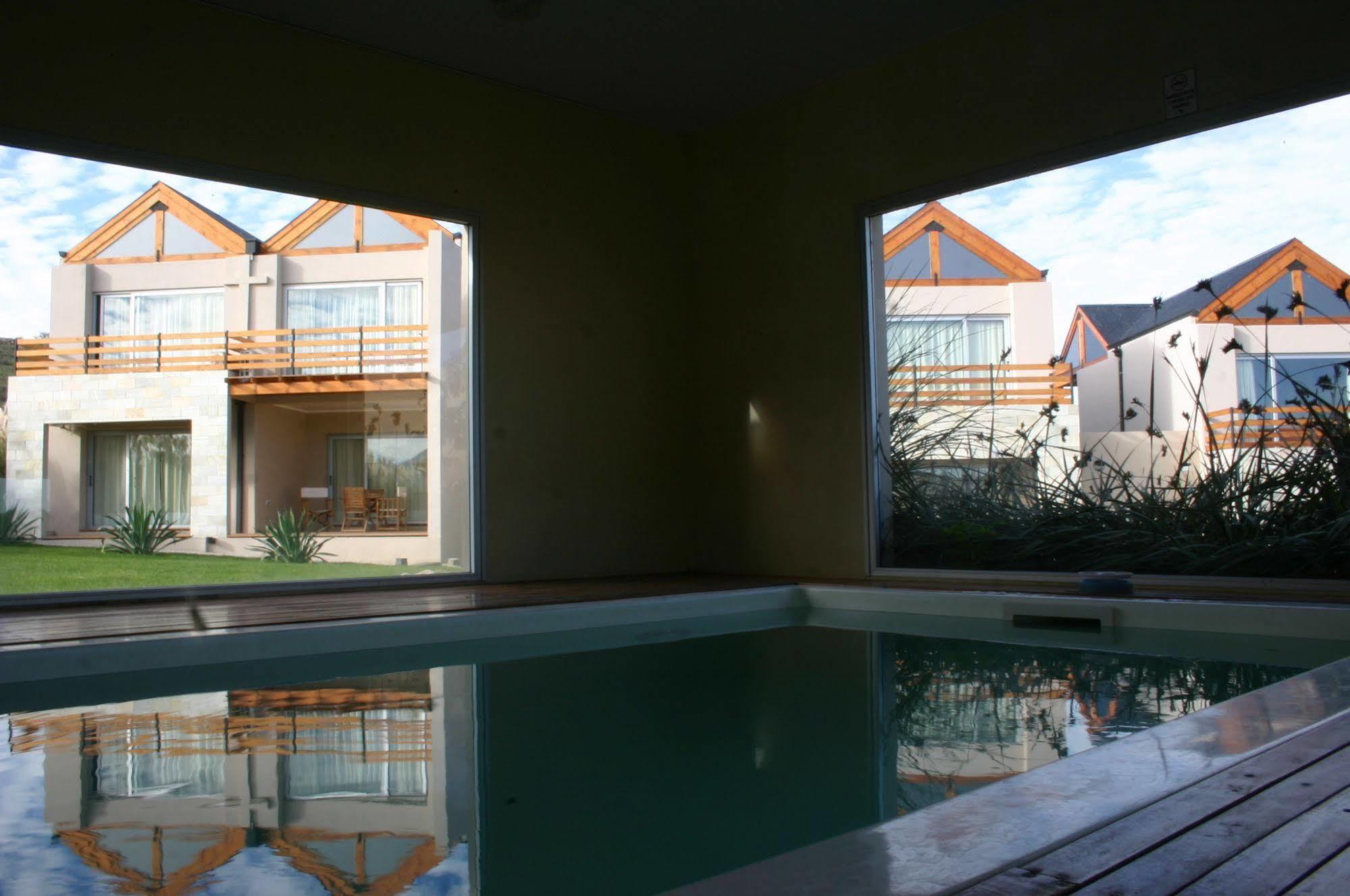 Posada Y Spa Las Golondrinas Sierra de la Ventana Bagian luar foto