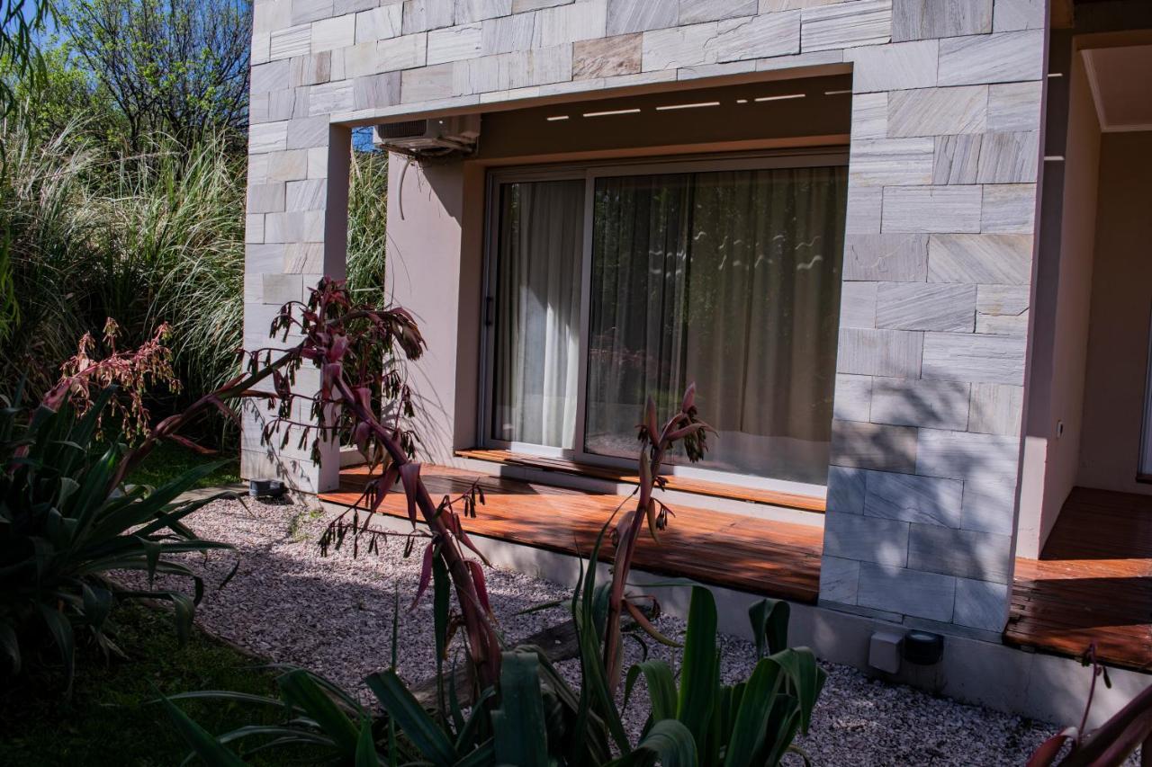 Posada Y Spa Las Golondrinas Sierra de la Ventana Bagian luar foto