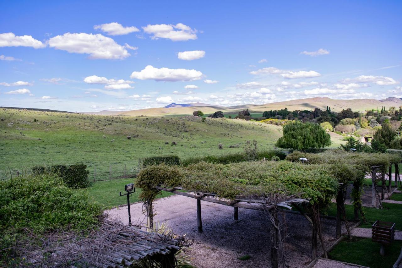 Posada Y Spa Las Golondrinas Sierra de la Ventana Bagian luar foto