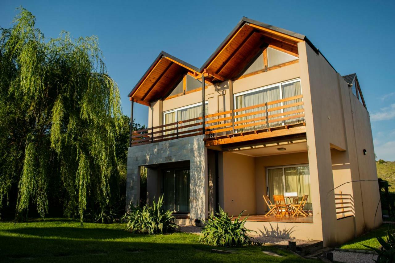 Posada Y Spa Las Golondrinas Sierra de la Ventana Bagian luar foto